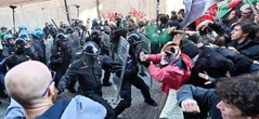 Pro-Pal agli Stati generali di FI. Scontri, due poliziotti feriti