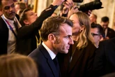 Perché la Francia di Macron è in un vicolo cieco: debito fuori controllo, stipendi al palo e governo nel caos