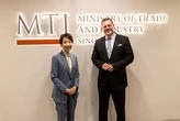 Firmato uno storico accordo per il commercio digitale tra l’UE e Singapore