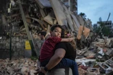 Venezuela sotto le macerie. Due scosse: magnitudo superiore a 7. Un italiano tra le centinaia di morti