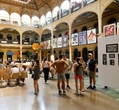 Riparo tra libri e musei: "A casa non si respira"