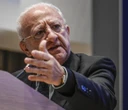 Campania senza pace: "Fuori gli impresentabili". E Fico fa infuriare De Luca