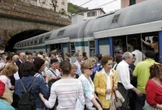 Cinque Terre sopraffatte : "Troppa gente in stazione. Non si riusciva a scendere"