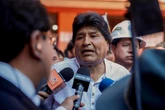 Elezioni Bolivia, al ballottaggio due candidati di destra. Evo Morales rischia l’arresto
