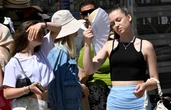 “Come ai tropici”. Ondata di caldo, non ci sono buone notizie: avanti così