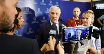 Tajani difende Israele in Parlamento: "Giusto fermare chi ha l’atomica"