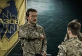 Ucraina, l’eroe Prokopenko: “Vi spiego perché Mosca sta perdendo la guerra”. Il saggio del comandante del Regimento Azov