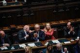 Caso Almasri, negata l’autorizzazione a procedere per Nordio, Piantedosi e Mantovano. In aula anche la premier Meloni