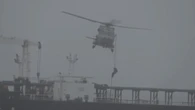 Francia-Russia, nuova tensione. Parigi ferma petroliera della ‘flotta fantasma’, Mosca: “Pirateria internazionale”