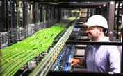 Viaggio nel campus Aruba, il data center più grande d’Italia: il cuore segreto dei server dove nascono le risposte dell’AI