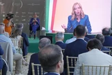 Meloni, stop alla cittadinanza: “Non è una priorità”. Telefonata con Trump su dazi e Kiev