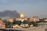 Esplode pompa di benzina a Roma: feriti vigile del fuoco e soccorritori del 118