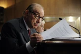 È morto Alan Greenspan, lo storico presidente della Fed: aveva il parkinson. Dal boom economico Usa alla crisi globale: chi era