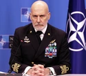 Dai caccia ai sottomarini. Washington taglia le risorse per la Nato, Europa sotto pressione