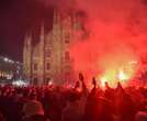 La mano sotto il vestito, il muro di uomini, gli incubi. Molestie di capodanno in Duomo, parla un’altra vittima