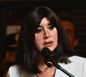 La ministra Bernini attacca Bolognesi:: "Davanti alla stazione un comiziaccio politico"
