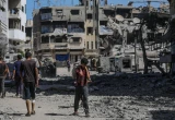 Hamas: “Più tempo per studiare il piano”. Ma Trump minaccia: “Ok entro domenica o sarà l’inferno”