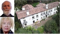 I ricchi coniugi eremiti (trovati mummificati) hanno lasciato un’eredità milionaria al Wwf: “La villa diventa un’oasi naturale”