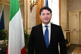 Francesco Silvestro, il senatore di Forza Italia accusato di violenza sessuale: “Gli abusi nel suo ufficio”, la denuncia di un’imprenditrice di vino