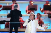 Al Bano annuncia un concerto in Russia: “Canterò per la pace, con Iva Zanicchi”