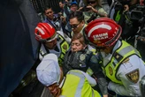 La protesta degli insegnanti in Messico che fa tremare i Mondiali di calcio. “La palla non rotolerà”