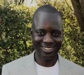 Il ricordo di Ibrahima:: "Mi sentivo offeso. Ma non potevo fare altro che vendere in spiaggia"
