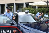 Trapani, 11enne tenta di accoltellare il prof durante la lezione e riprende l’aggressione con il cellulare
