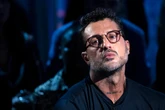 Fabrizio Corona patteggia per il crac della società Fenice (18 anni dopo). Per la mamma chiesta l’assoluzione