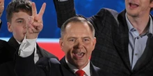 Polonia, svolta sovranista. Ex pugile e fan di Trump. Nawrocki nuovo presidente