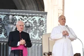 Leone XIV e Carlo III pregheranno assieme: "Evento che non accade dal ’500"