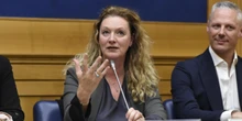 Prato, indagata la sindaca: "Favorì un imprenditore". Per i pm è corruzione