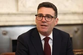 “Tassateci, possiamo permettercelo”, 120 milionari britannici scrivono al premier Burnham