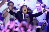 Argentina, Milei vince le elezioni di metà mandato con oltre il 40%: “Giorno storico”. Trump: “Lavoro meraviglioso”