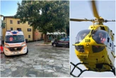 Bimbo di 3 anni si arrampica sulla finestra e cade dal secondo piano: gravissimo