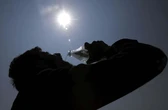 Ondata di caldo record, sarà un sabato d’inferno sull’Italia: allerta rossa in 18 città