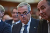 Gasparri: “La statua di Papa Wojtyla imbrattata dai pro Pal? La colpa è di Landini. L’ignoranza genera violenza”