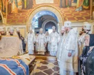 У Зеленського знали прj похорон митрополита з окупованого Луганська у Лаврі - активіст