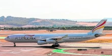 El juez estudia hipotecar los aviones de Plus Ultra como garantía tras autorizar el rescate