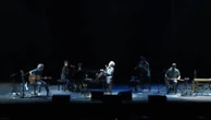Un enérgico Miguel Ríos se entrega a su público en el festival Starlite