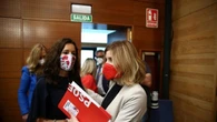 Órdago del PSOE y Vox a Ayuso en familia, género y gasto público