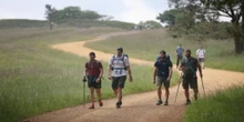 El Camino de Santiago se despereza con los primeros peregrinos