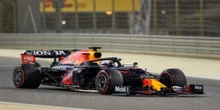 Red Bull y McLaren despuntan en las pruebas de F1