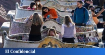 El turismo desborda a los vecinos de Park Güell: “Creen que esto es un parque temático”