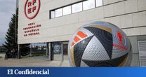 El humo no ahuyenta a los entrenadores que han agitado el avispero con su propia Ley Bosman