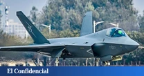 El primer caza ‘invisible’ chino entra en servicio: así es el J-35 que asusta ya a EEUU