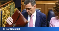 Sánchez y sus "14 meses de tortura" judicial y parlamentaria: "Va hacia un imposible político"