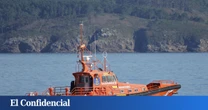 Rescatados tres tripulantes tras incendiarse y hundirse un pesquero cerca de Almerimar (Almería)
