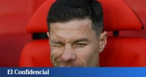A Xabi Alonso le empiezan a mover el banquillo (y ya ha pagado suficientes peajes)