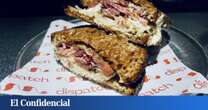 La historia del último y mejor sándwich de pastrami de Chamberí: sin reservas, sin teléfono y siempre lleno