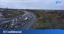 Colapso en la M-40 de Madrid en hora punta: un incendio de un coche obliga a cortar la carretera y provoca kilómetros de atascos